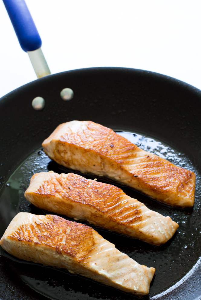 Easy Pan Fried Salmon with Lemon Dill Butter