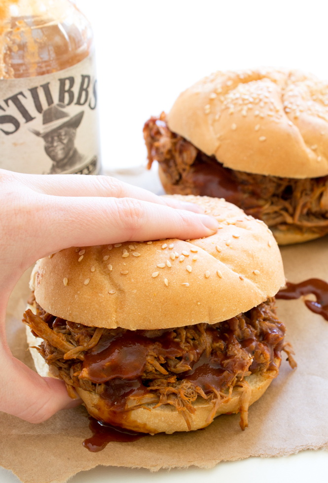 Easy pulled hotsell pork slow cooker