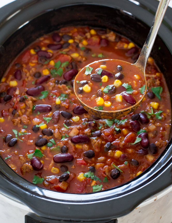 Turkey chili in a 5 qt (doe they make that size anymore???) Rivals crockpot  : r/slowcooking