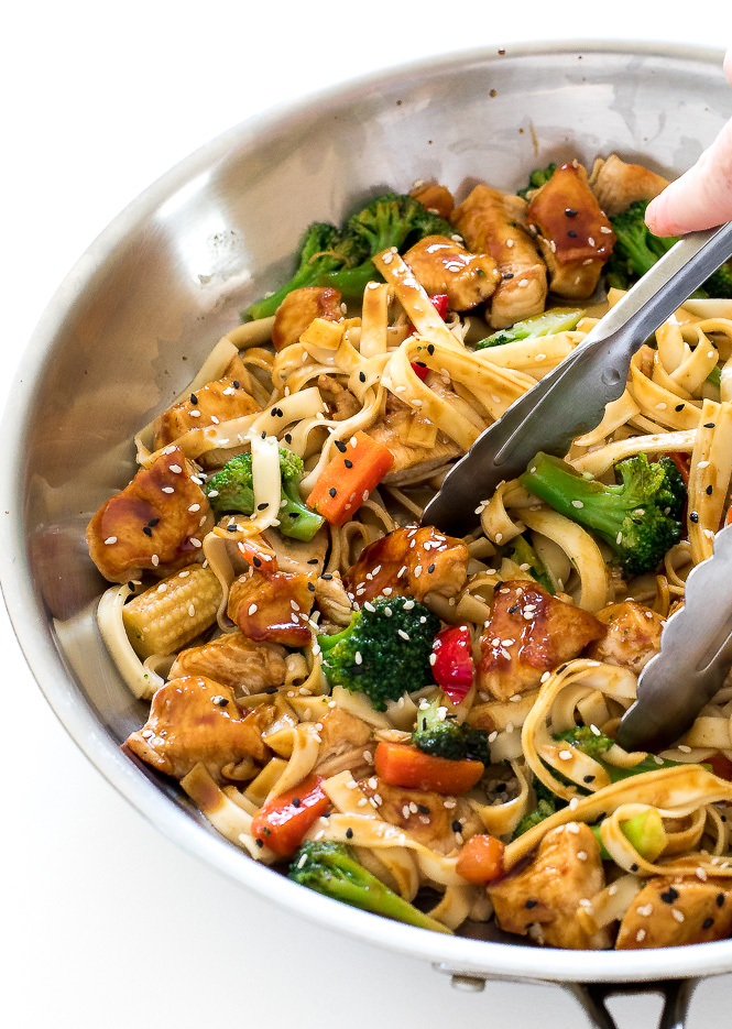 the-best-chicken-lo-mein-recipe-chicken-lo-mein-chicken-lo-mein