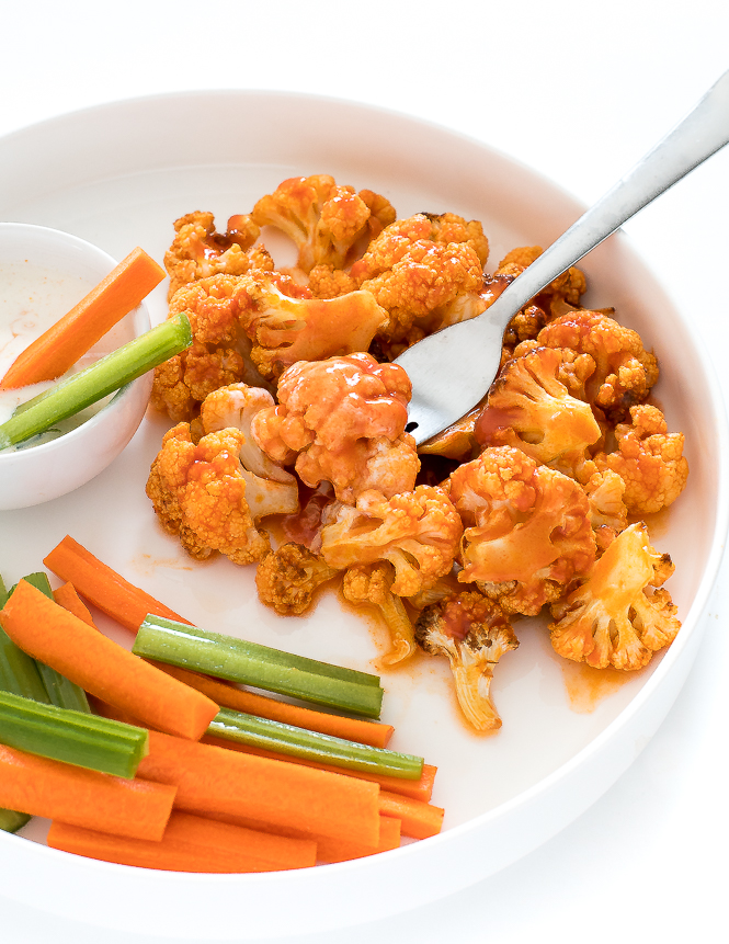 Air Fryer Buffalo Cauliflower Bites (Low Carb and GF!) Chef Savvy