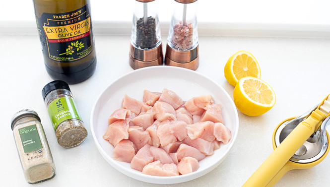 Ingredients needed for chicken souvlaki recipe.
