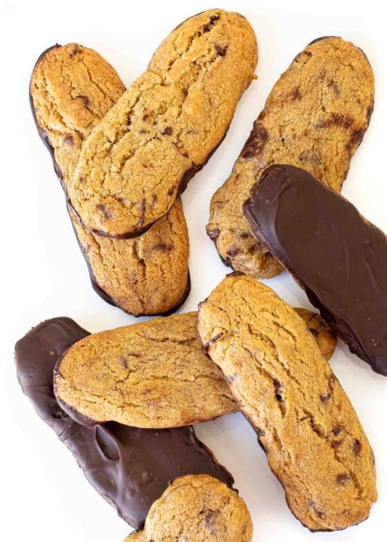 Copycat Chocolate Chip Cookie Dunkers