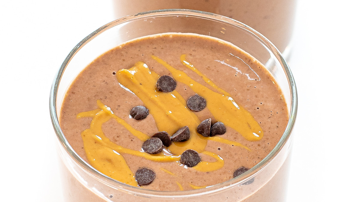 Chocolate Peanut Butter Smoothie with Hidden-Veggie (toddler + kid