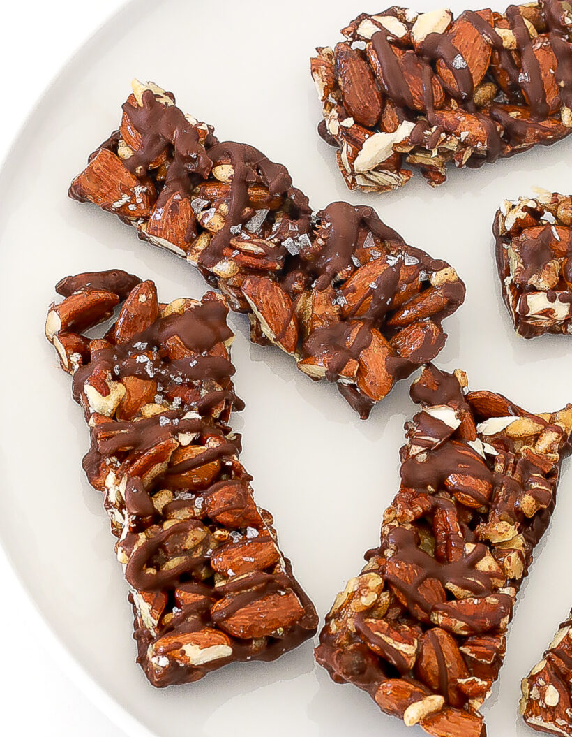 up close picture of copycat kind granola bars