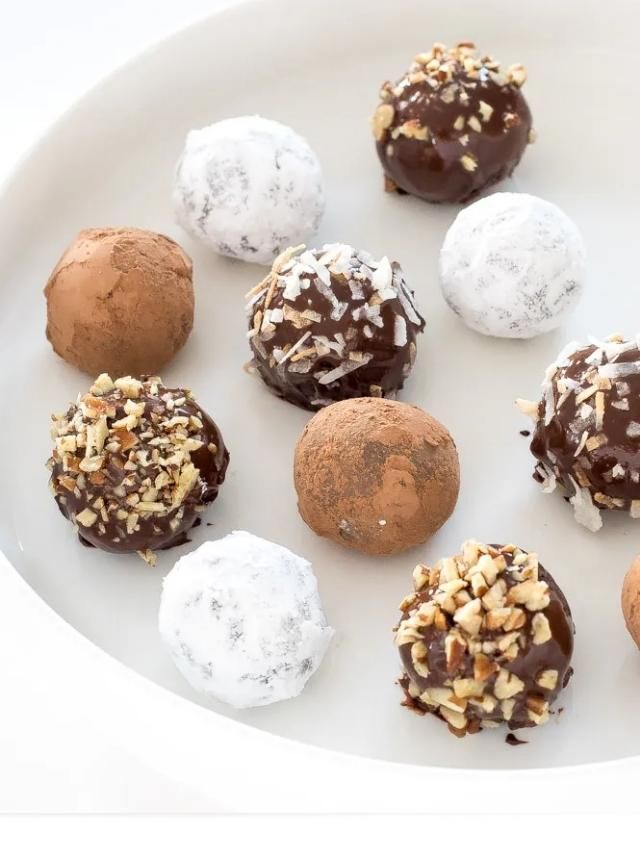NoBake Cream Cheese Truffles with Coconut and Cocoa Powder
