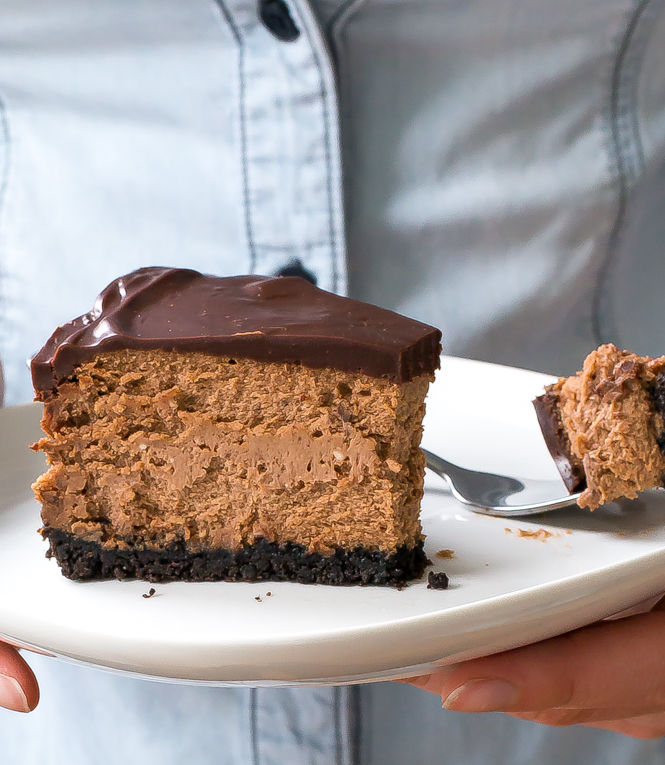 triple chocolate cheesecake with oreo crust