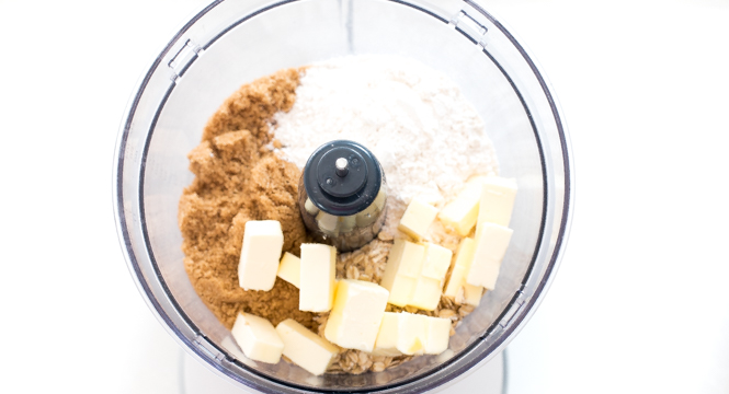 streusel ingredients in food processor