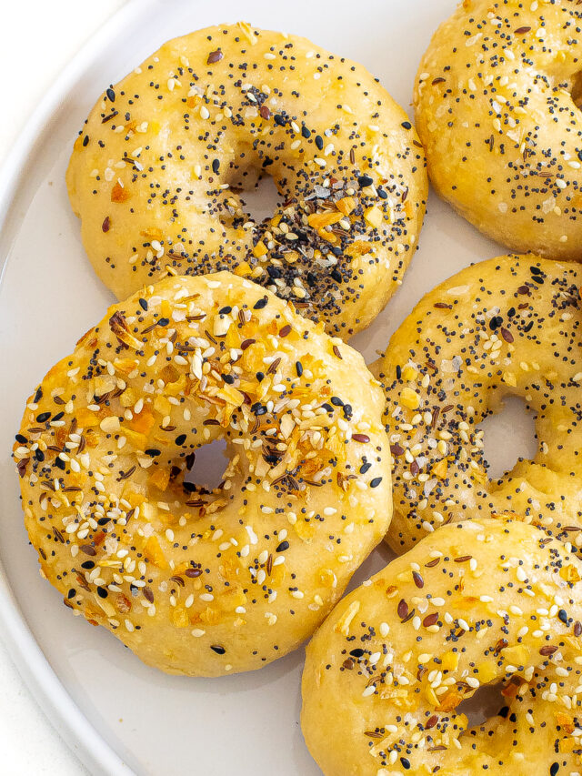 2 Ingredient Bagels - Chef Savvy