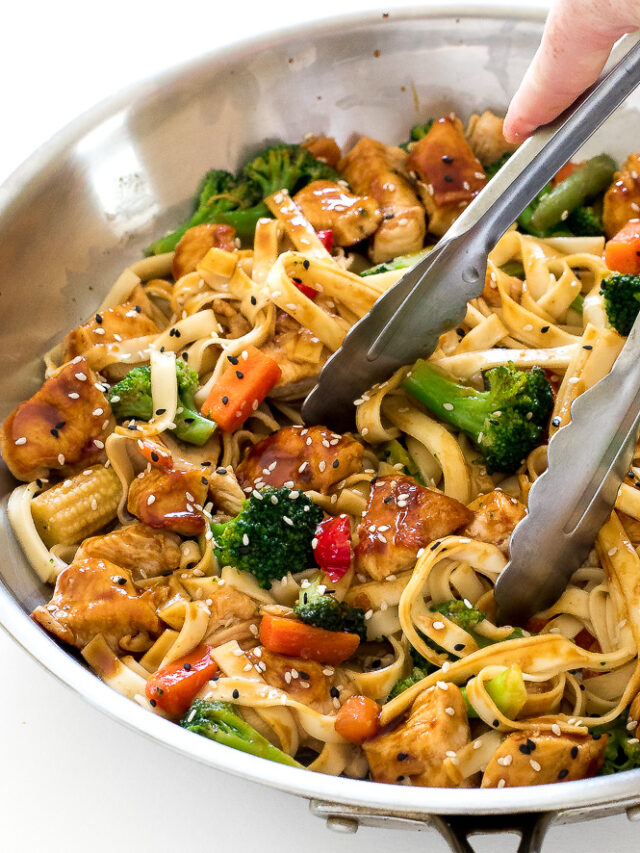 Chicken Lo Mein - Chef Savvy