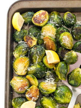 cropped-Easy-Roasted-Garlic-Brussels-Sprouts-Recipe.jpg