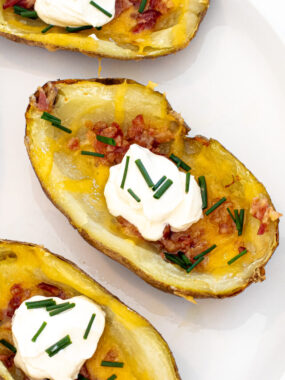cropped-air-fryer-potato-skins-on-plate.jpg