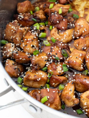 cropped-asian-chicken-bites-in-saucepan.jpg