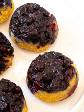 cropped-blueberry-upside-down-cakes-on-plate.jpg