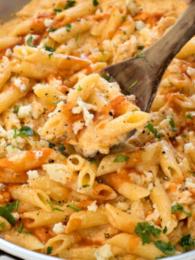 cropped-buffalo-chicken-macaroni-and-cheese.jpg