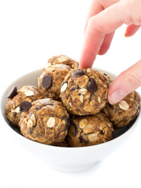 cropped-chocolate-chip-energy-balls.jpg