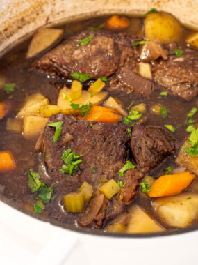 cropped-cooked-beef-pot-roast.jpg