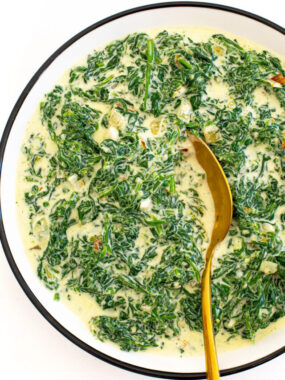 cropped-creamed-spinach-on-plate.jpg