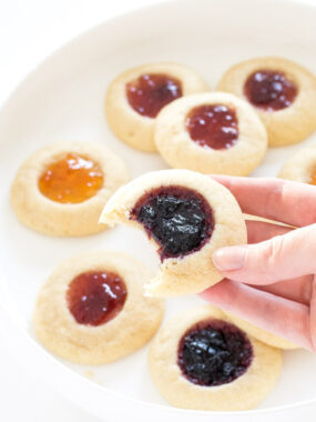 cropped-easy-thumbprint-cookies.jpg