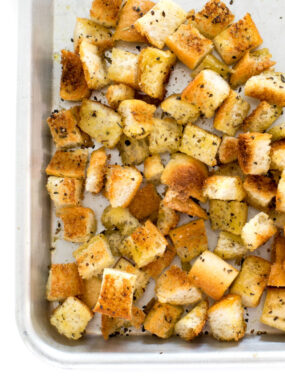 cropped-homemade-croutons.jpg