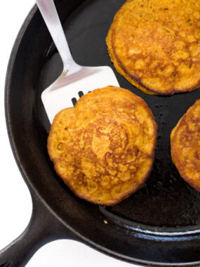 cropped-pumpkin-pancakes-in-pan.jpg