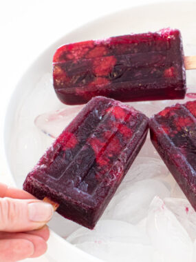 cropped-sangria-raspberry-popsicles.jpg