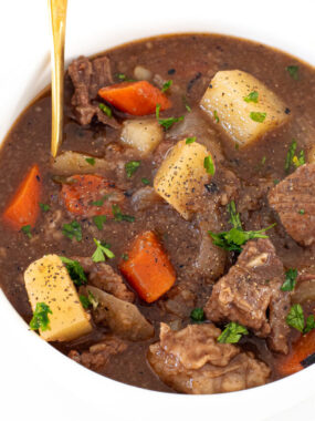 cropped-tender-beef-stew-in-bowl.jpg