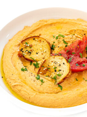 cropped-tomato-hummus.jpg