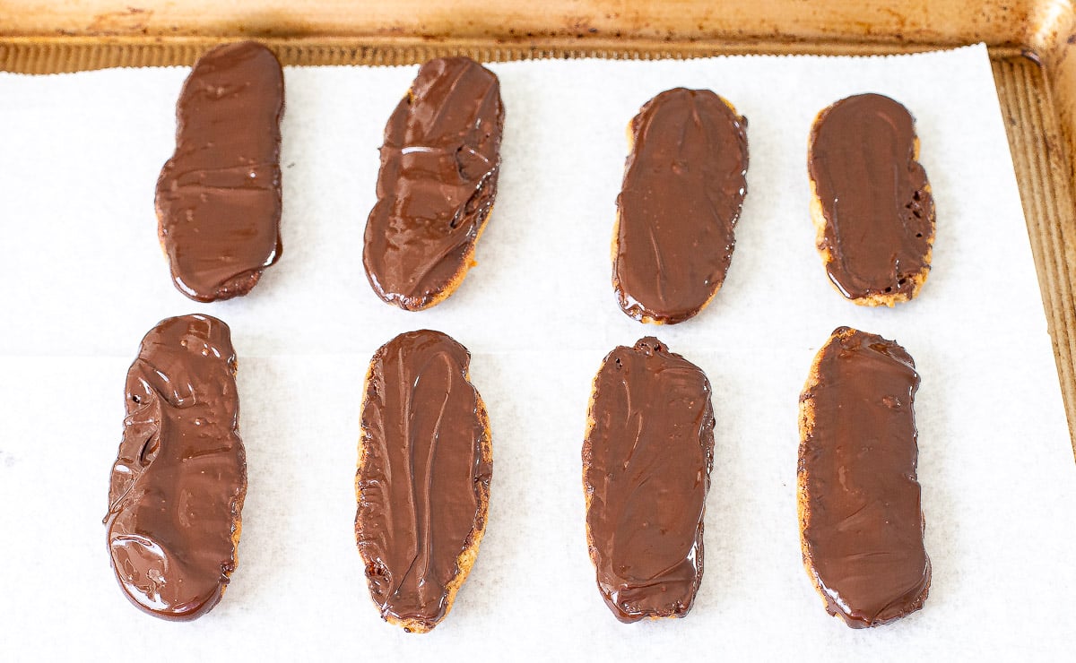 dunker cookies dipped in melted chocolate