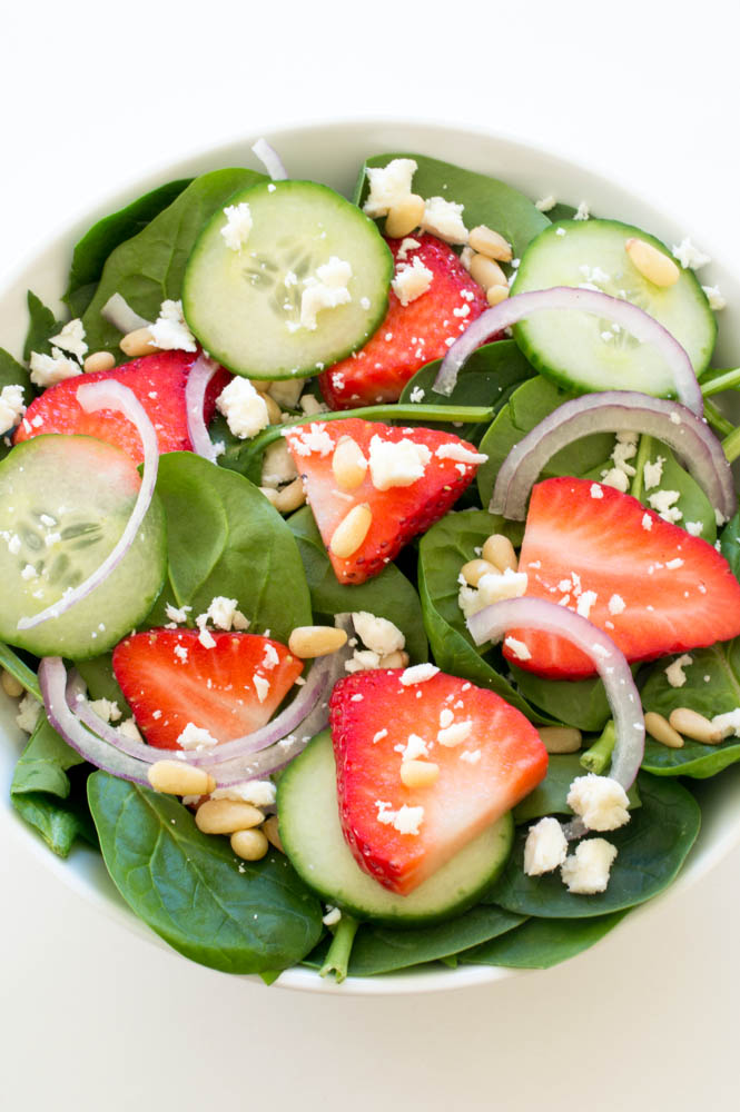 Strawberry Spinach Salad with Creamy Poppyseed Dressing