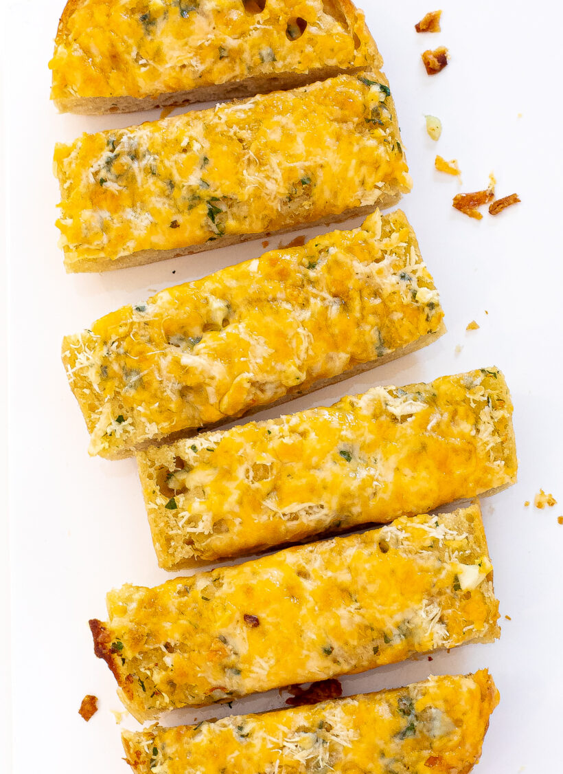 Cheesy Garlic Bread (The BEST!) Chef Savvy
