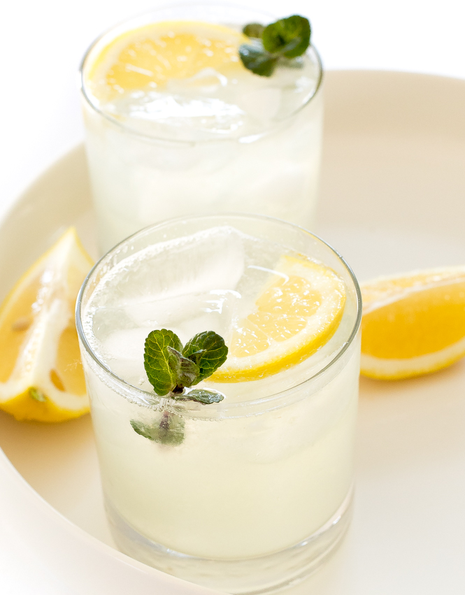 Easy Lemonade Recipe (3 Ingredients!) - Chef Savvy