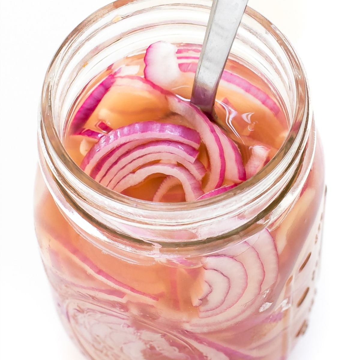 https://chefsavvy.com/wp-content/uploads/homemade-pickled-onions-1200x1200.jpg