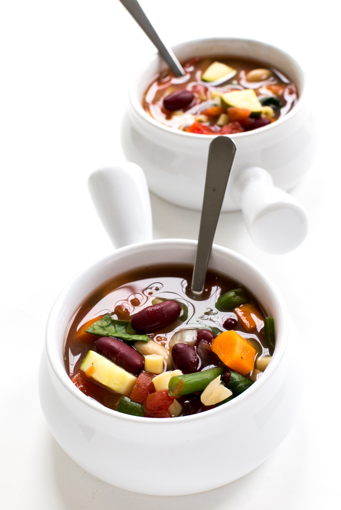 Slow Cooker Minestrone Soup - Chef Savvy