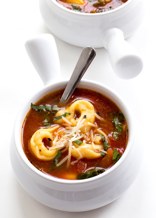 Easy Tortellini Tomato And Spinach Soup - Chef Savvy