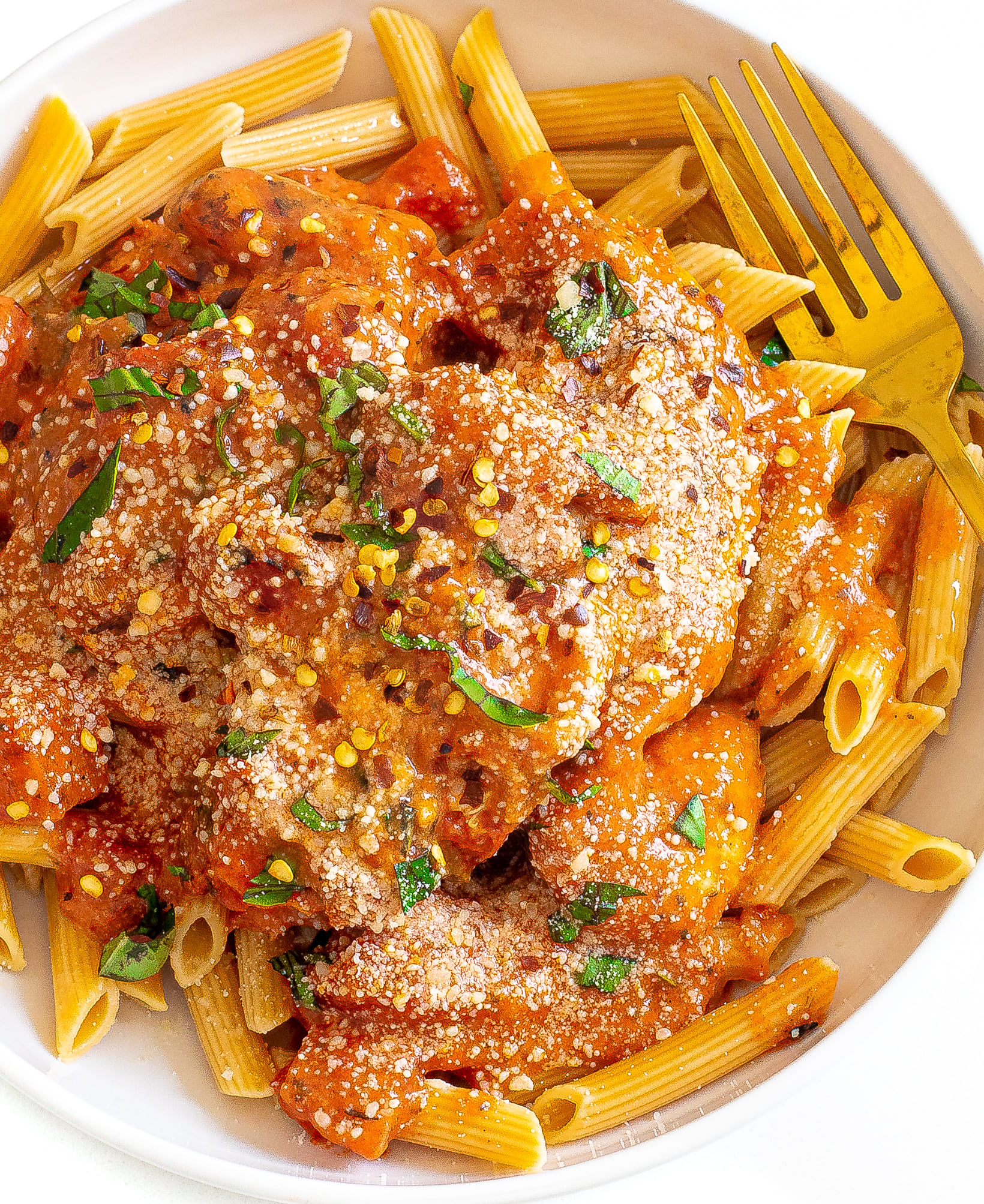Slow Cooker Tomato Basil Chicken