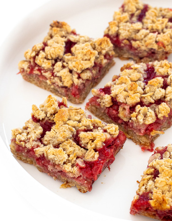 Strawberry Oatmeal Bars