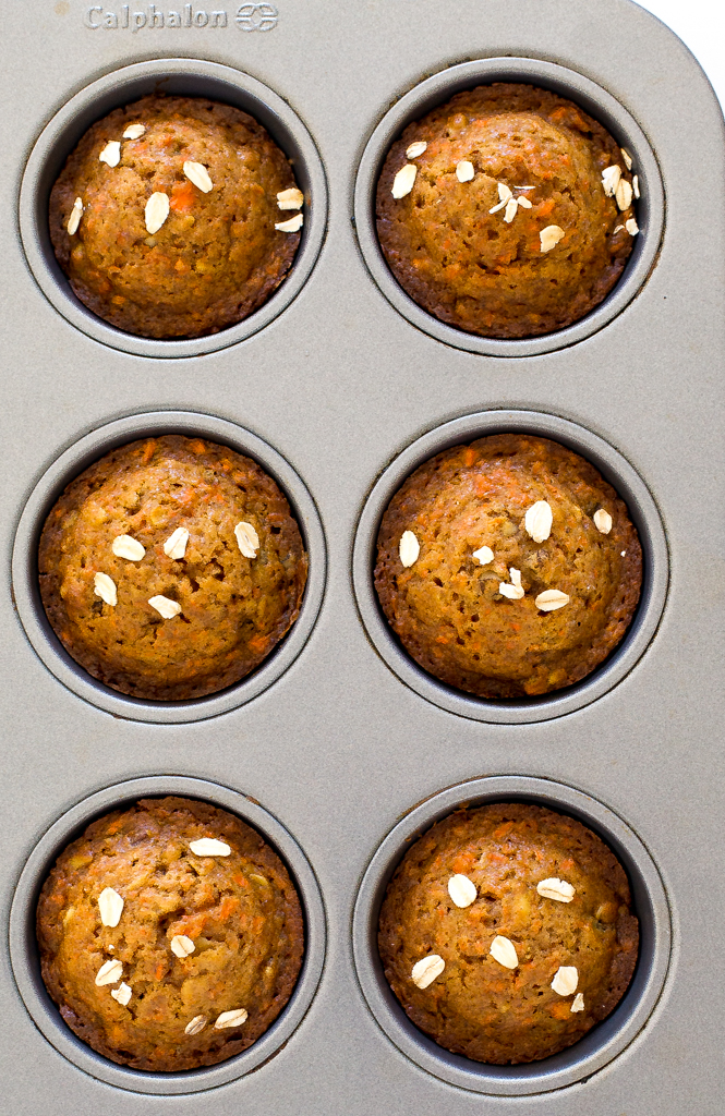 healthy carrot cake muffins