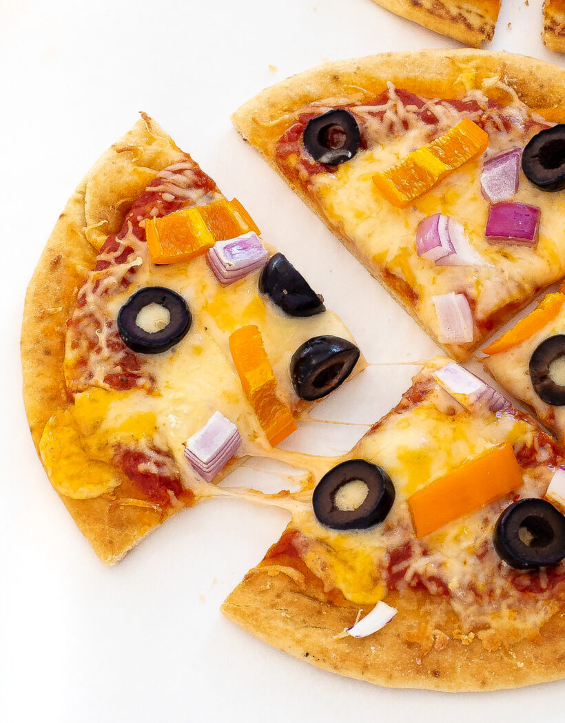 vegetarian pita pizza